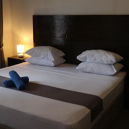 กีลี โอเขียน คลับ Hotel กีลีตราวางัน ภายนอก รูปภาพ